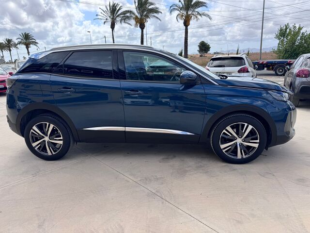 PEUGEOT 3008 ALLURE 1.2. E-THP AUTO SPANISH LHD IN SPAIN ONLY 72000 MILES 2021